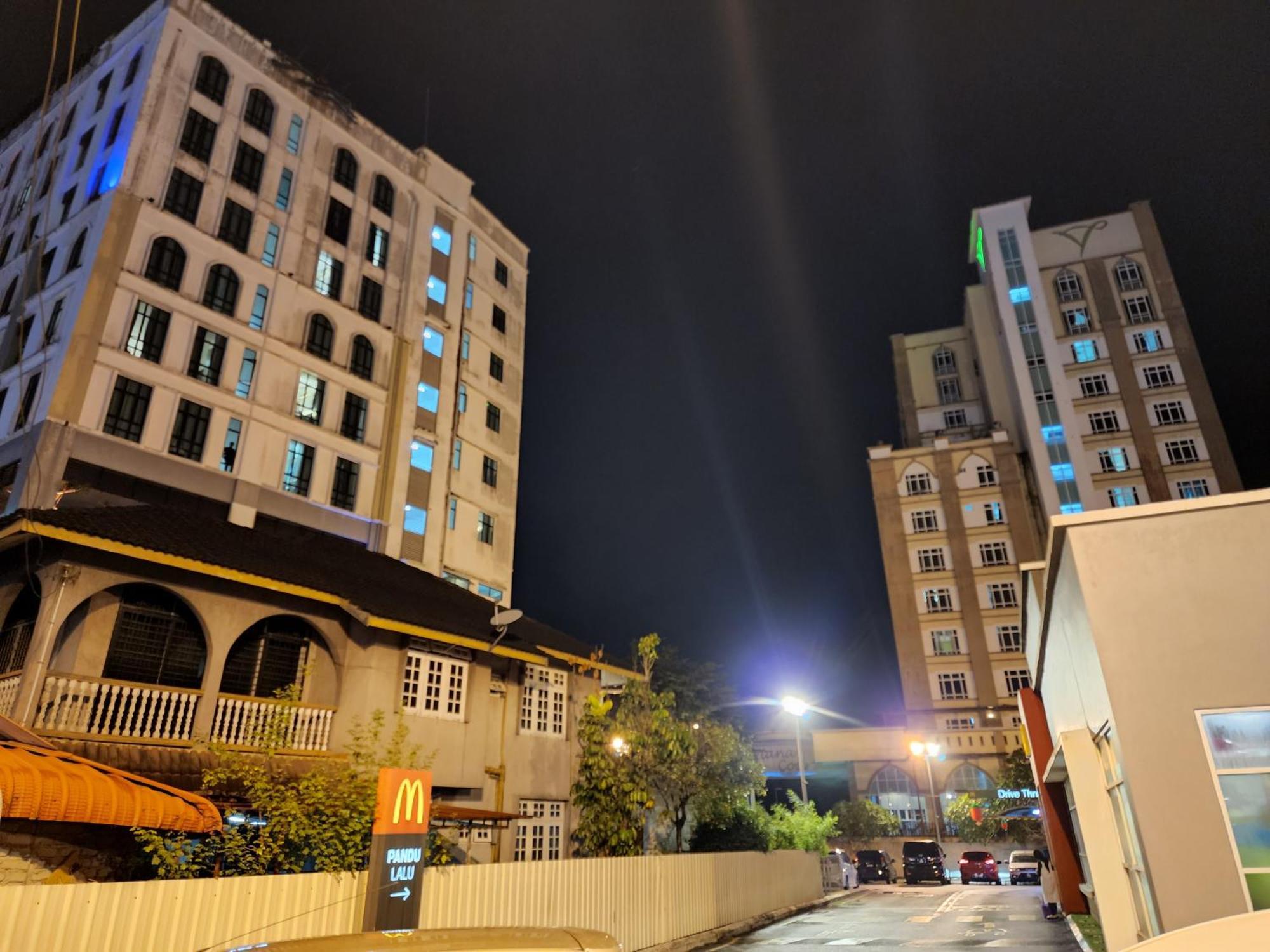 The Viana Apartment 2 Кота-Бару Номер фото